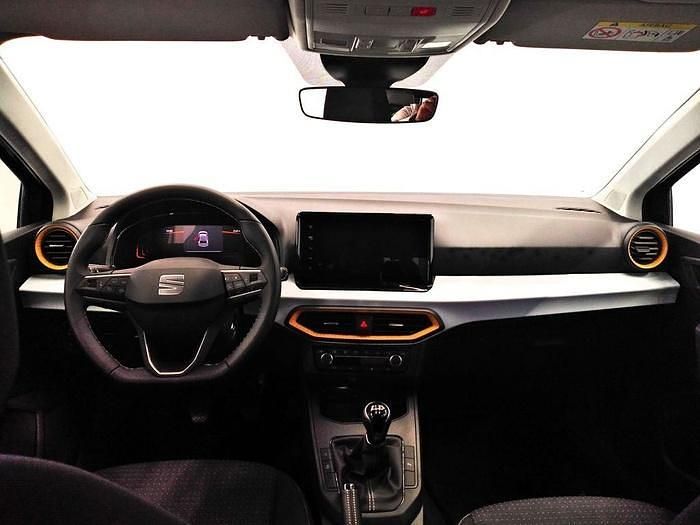 Usado Seat Ibiza Style 80 CV (58 kW) 2025 Rojo Utilitario