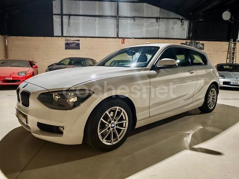 Blanco Usado 2013 BMW 116 Utilitario | 5995 € (Precio justo) - Imagen 1/4