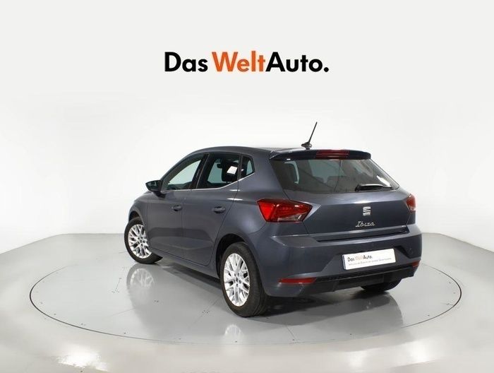 Gris Usado 2024 Seat Ibiza | 18.200 € (Precio justo) - Imagen 1/4