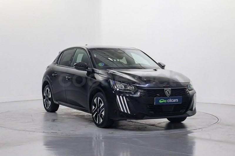 Usado Peugeot 208 Allure 101 CV (74 kW) 2025 Negro Utilitario