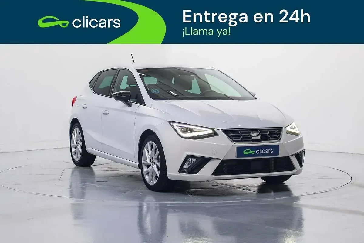 Usado Seat Ibiza FR 110 CV (80 kW) 2021 Blanco Utilitario