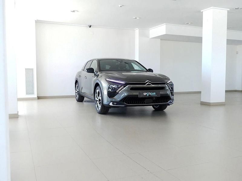 Usado Citroën C5 X 225 CV (165 kW) 2024 Gris Familiar