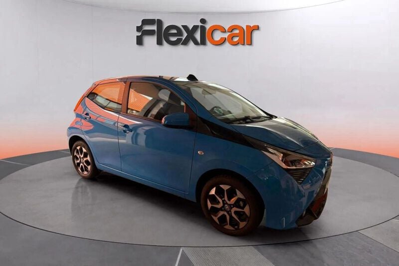 Azul Usado 2020 Toyota Aygo X-play Utilitario | 10.690 € (Buen precio) - Imagen 1/4