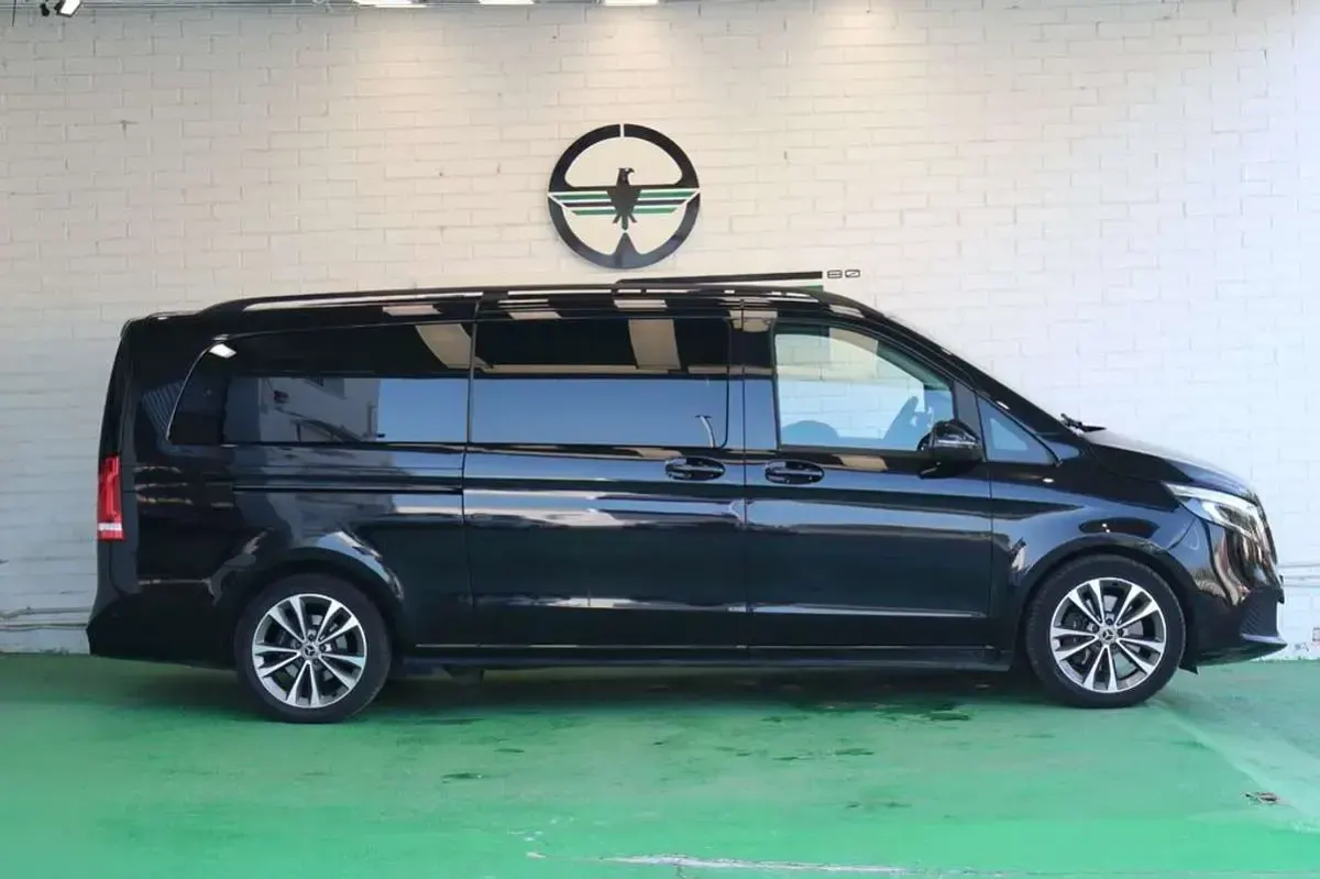 Usado Mercedes V250 Avantgarde 190 CV (139 kW) 2022 Negro Monovolumen