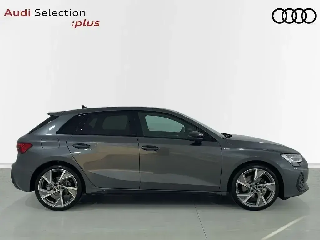 Usado Audi Q3 150 CV (110 kW) 2025 Gris SUV