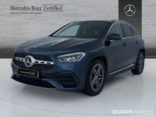 Usado Mercedes GLA180 AMG line 136 CV (100 kW) 2022 Azul denim SUV