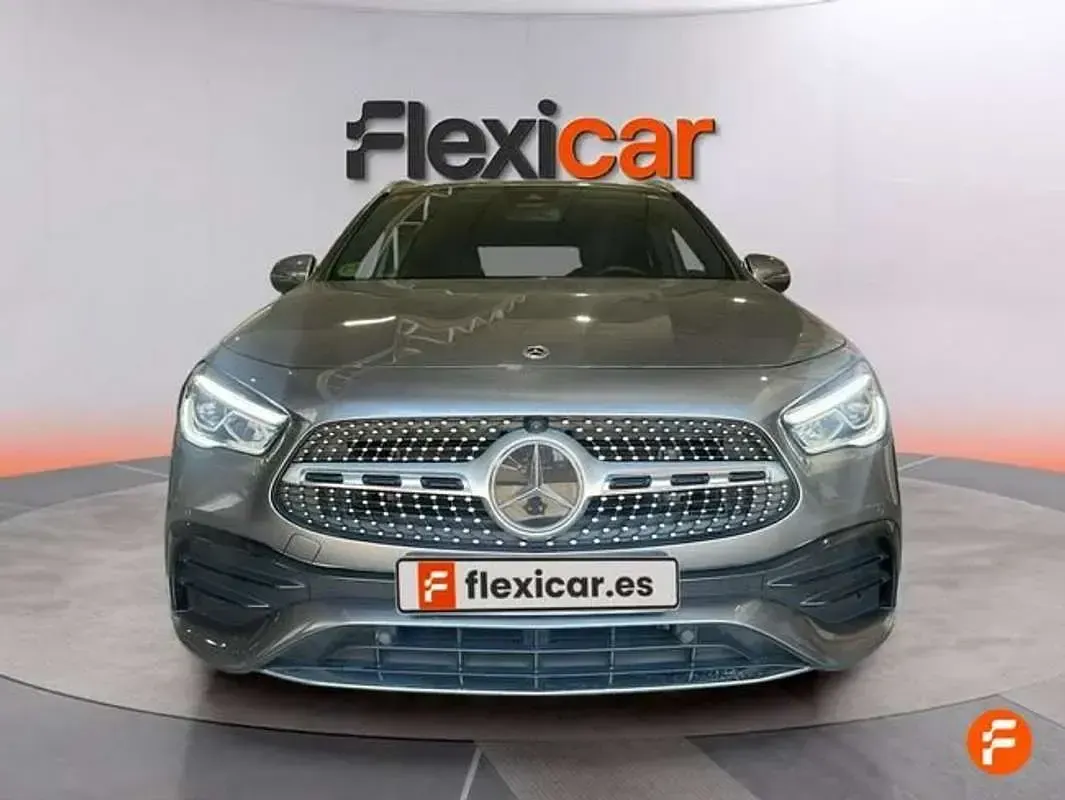 Usado Mercedes GLA200 150 CV (110 kW) 2021 Gris SUV