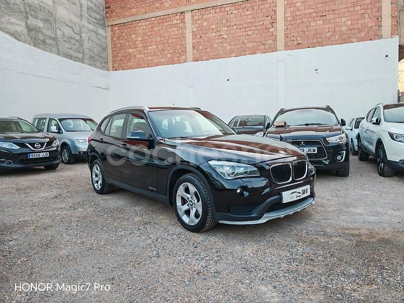 Negro Usado 2015 BMW X1 SUV | 11.995 € (Buen precio) - Imagen 1/4