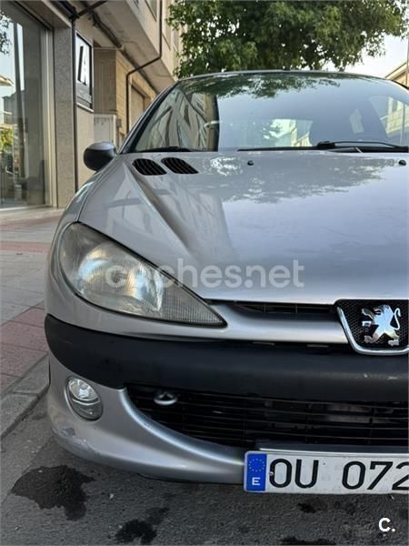 Gris / plata Usado 2000 Peugeot 206 Berlina | 2450 € (Caro) - Imagen 1/1