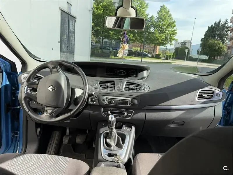 Usado Renault Scénic III 110 CV (80 kW) 2014 Azul Monovolumen