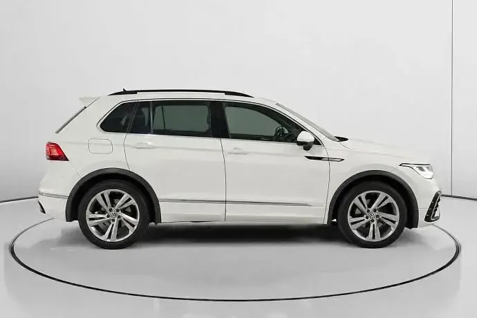 Usado VW Tiguan R-line 150 CV (110 kW) 2022 SUV