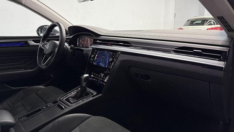 Usado VW Arteon Elegance 218 CV (160 kW) 2022 Blanco Familiar