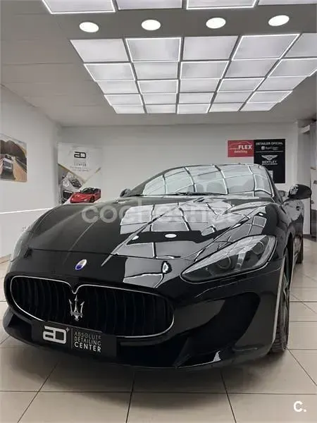 Usado Maserati GranCabrio 460 CV (338 kW) 2013 Negro Descapotable