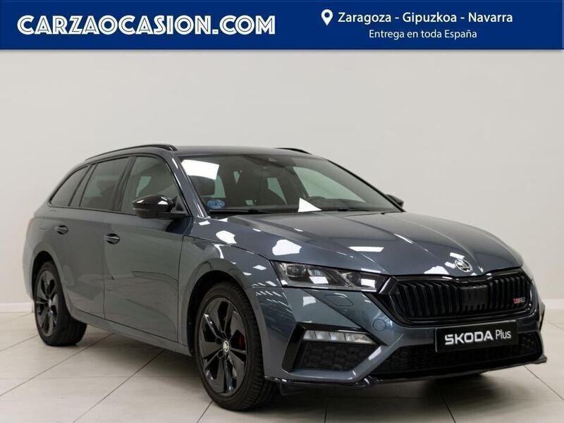 Gris Usado 2021 Skoda Octavia RS Familiar | 27.900 € - Imagen 1/4