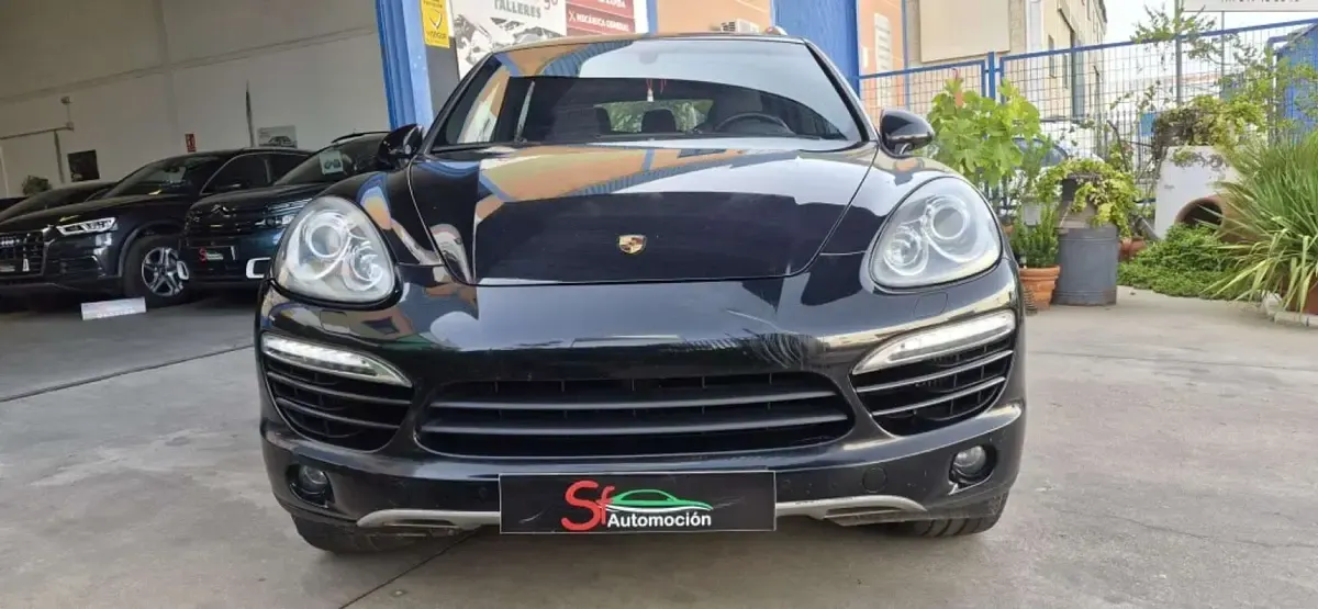 Usado Porsche Cayenne Diesel 245 CV (180 kW) 2011 Negro SUV