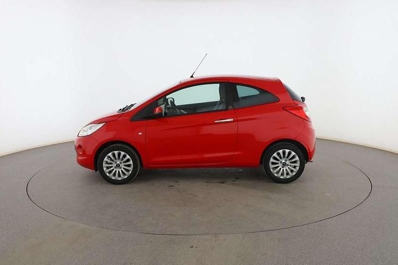 Rojo Usado 2016 Ford Ka Titanium Utilitario | 7999 € (Un poco caro) - Imagen 1/2