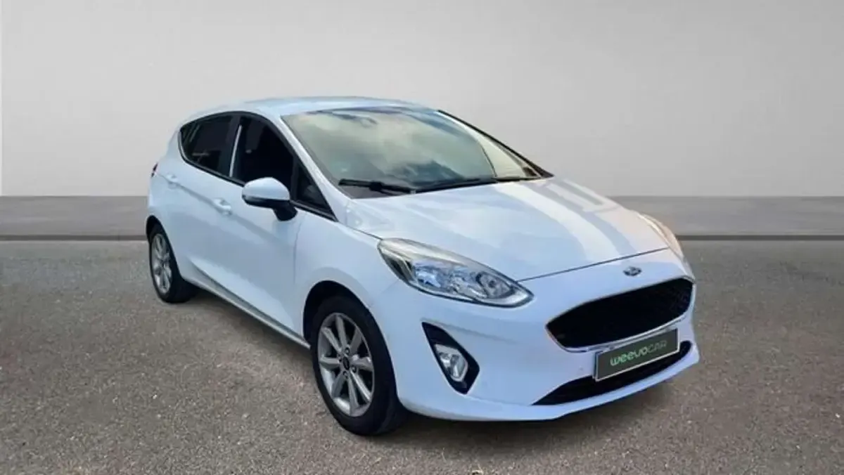 Usado Ford Fiesta Trend 86 CV (63 kW) 2019 Blanco Utilitario