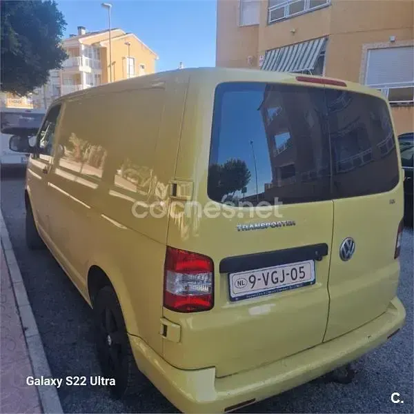 Usado VW T5 102 CV (75 kW) 2010 Amarillo Van