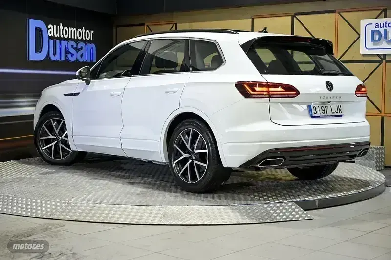 Usado VW Touareg R-line 286 CV (210 kW) 2020 Blanco SUV