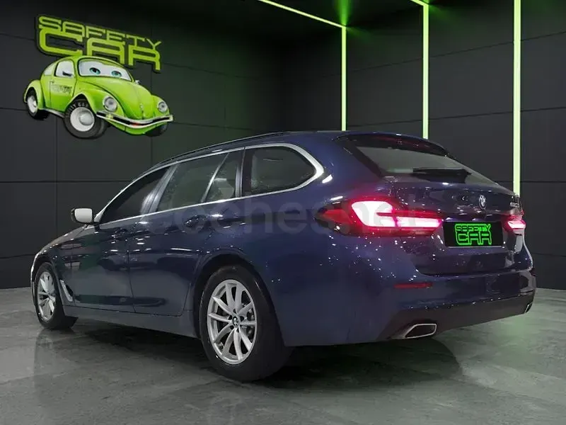 Usado BMW 520 190 CV (139 kW) 2021 Azul Familiar
