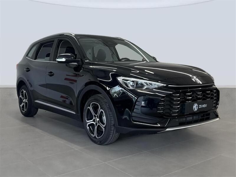 Usado MG ZS Comfort 197 HP (144 kW) 2024 Preto Sedan