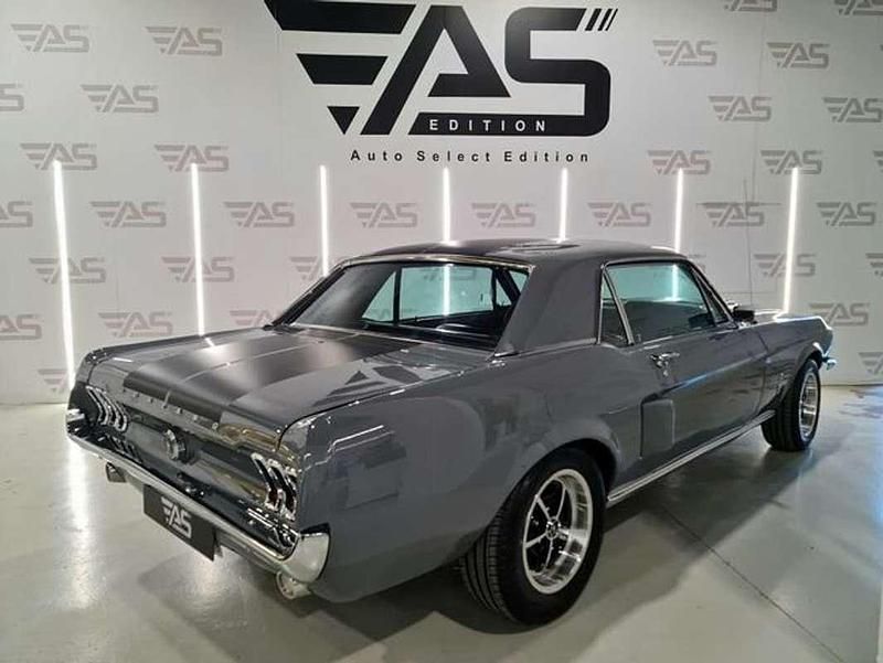 Usado Ford V8 Fastback 203 CV (149 kW) 1967 Gris Coupe