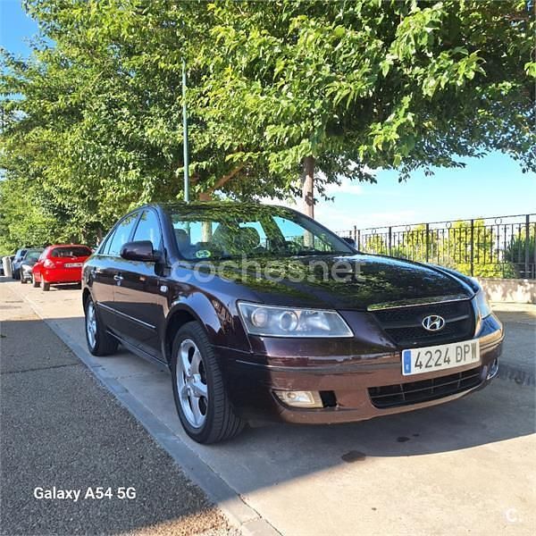 Granate Usado 2005 Hyundai Sonata Style Berlina | 3000 € (Precio justo) - Imagen 1/4
