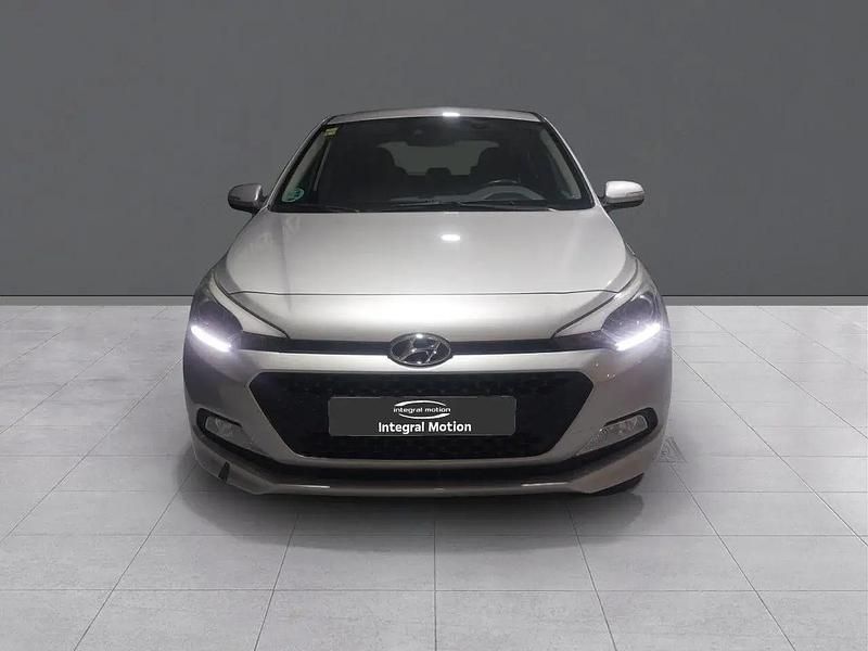 Usado Hyundai i20 Style 100 HP (73 kW) 2016 Cinzento