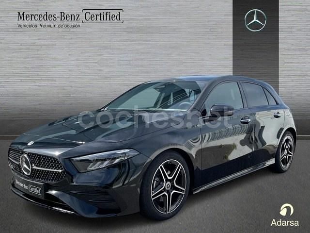 Negro Nuevo 2025 Mercedes A180 Berlina | 39.200 € (Un poco caro) - Imagen 1/4