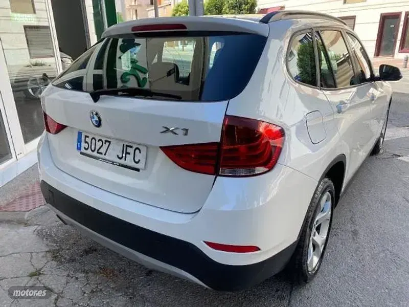 Usado BMW X1 116 CV (85 kW) 2015 Blanco SUV
