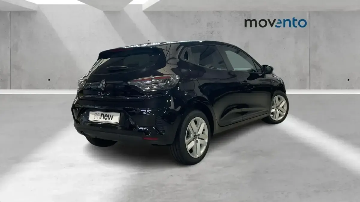 Usado Renault Clio Evolution 101 CV (74 kW) 2025 Negro Utilitario