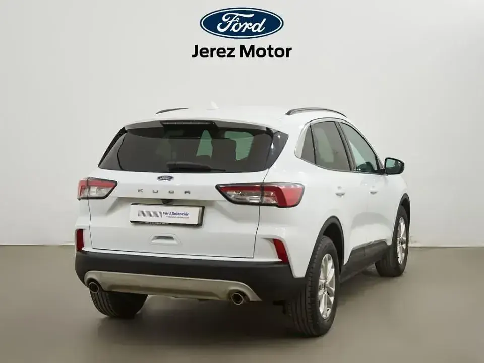Usado Ford Kuga Titanium 120 CV (88 kW) 2022 Blanco SUV