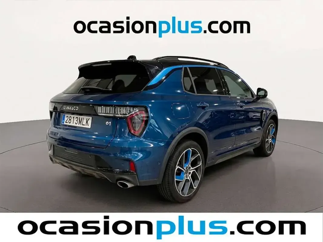 Usado Lynk & Co 01 261 CV (191 kW) 2023 Negro SUV