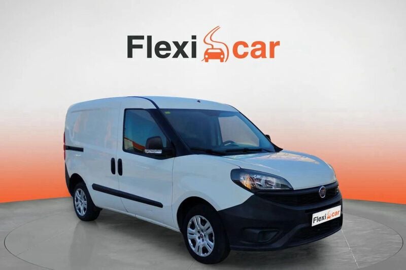 Blanco Usado 2020 Fiat Doblò Pop Monovolumen | 9390 € (Super precio) - Imagen 1/4