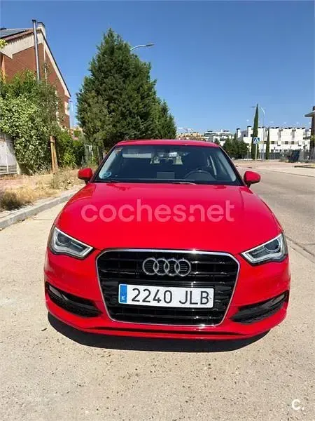 Usado Audi A3 S-Line 110 CV (80 kW) 2016 Rojo Berlina