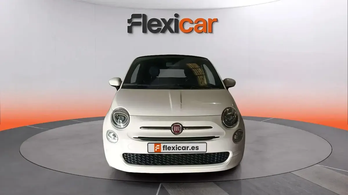 Usado Fiat 500 Club 71 CV (52 kW) 2023 Blanco Descapotable