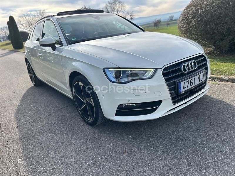Usado Audi A3 Ambiente 122 CV (89 kW) 2013 Blanco Berlina