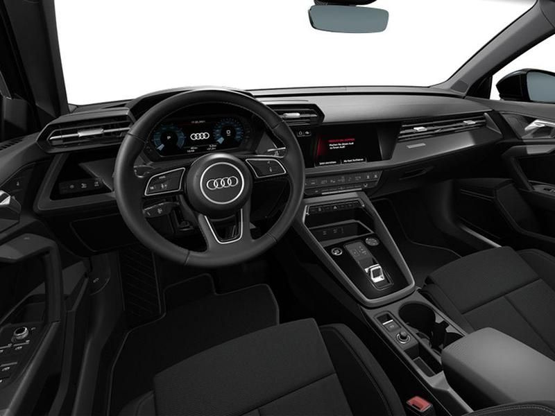 Usado Audi A3 Sportback e-tron Advanced Plus 204 CV (150 kW) 2022 Gris Utilitario