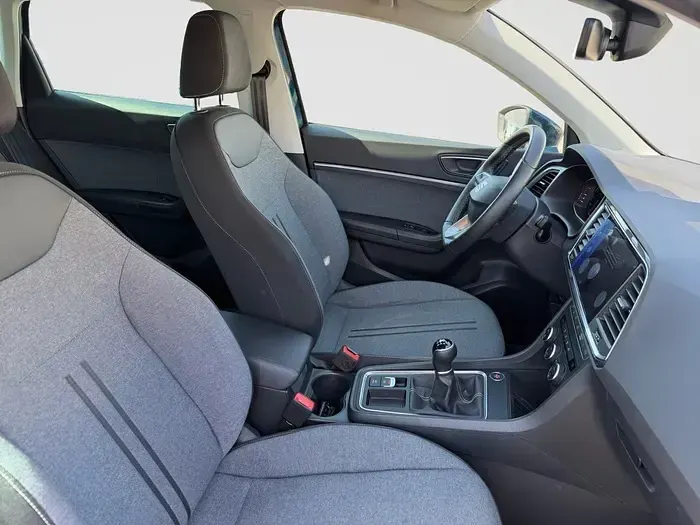 Usado Seat Ateca Style 150 CV (110 kW) 2022 Azul SUV