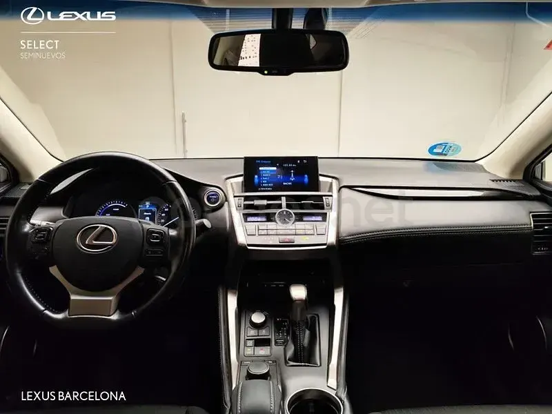 Usado Lexus NX300h Business Edition 197 CV (144 kW) 2017 Rojo SUV