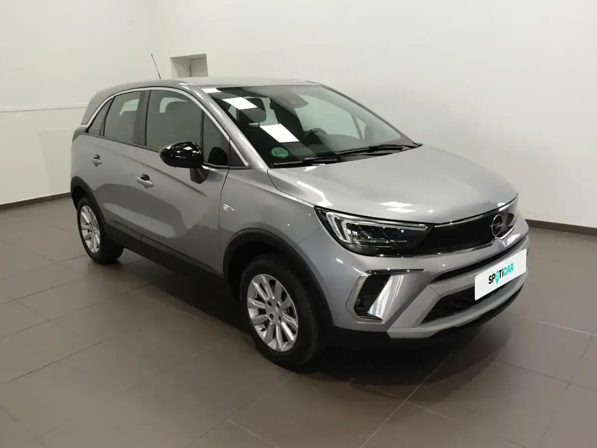 Usado Opel Crossland Business Elegance 130 CV (95 kW) 2021 Gris SUV