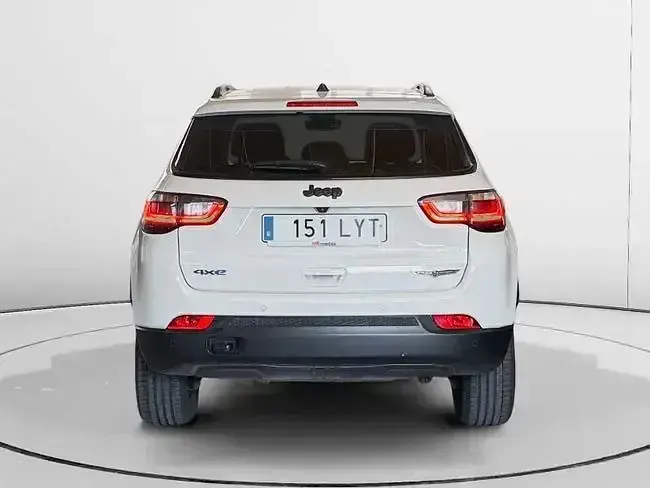 Usado Jeep Compass Trailhawk 240 CV (176 kW) 2022 Blanco SUV