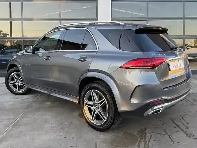 Usado Mercedes GLE300 AMG 245 CV (180 kW) 2021 Gris SUV