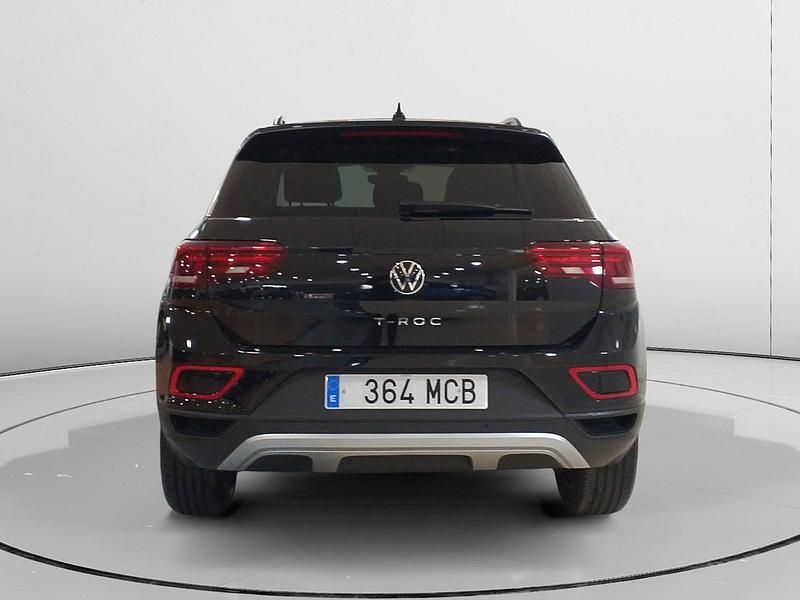 Usado VW T-Roc Life 110 CV (80 kW) 2022 Gris SUV