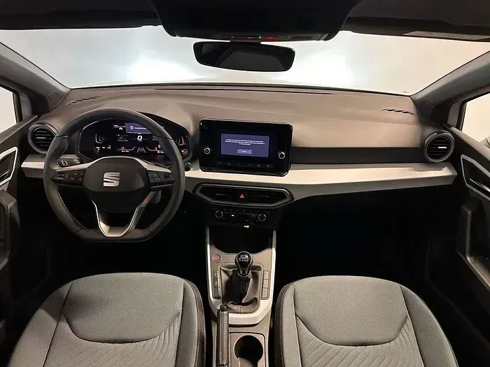Usado Seat Ibiza XCELLENCE 115 CV (84 kW) 2025 Blanco Utilitario