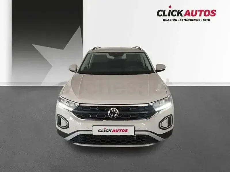 Usado VW T-Roc 115 CV (84 kW) 2025 Gris / plata SUV