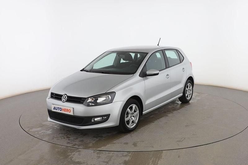 Usado VW Polo Advance 90 CV (66 kW) 2013 Gris Berlina