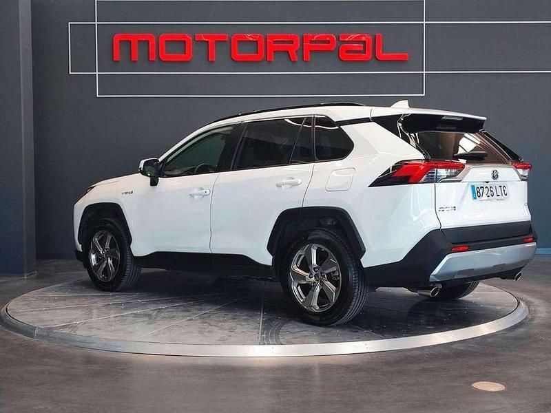 Usado Toyota RAV4 Hybrid Advance 218 CV (160 kW) 2021 Blanco SUV