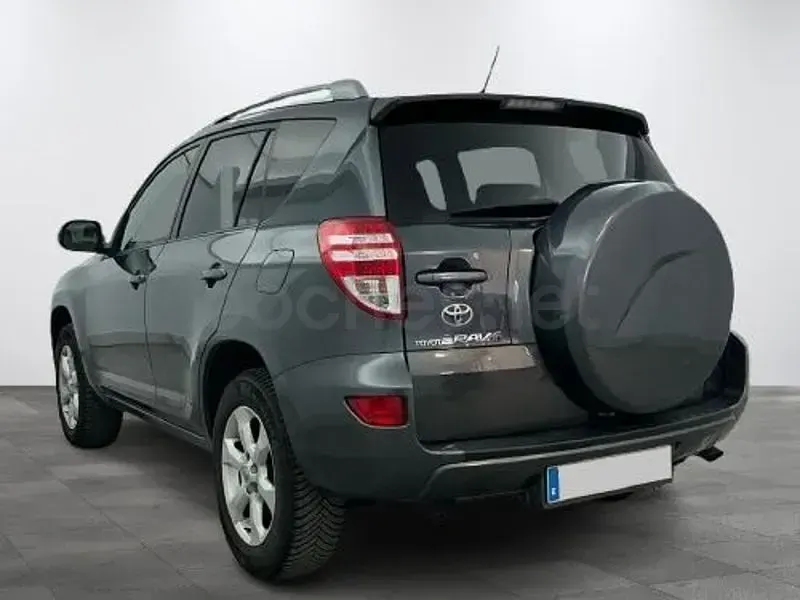 Usado Toyota RAV4 Advance 150 CV (110 kW) 2011 Gris / plata SUV