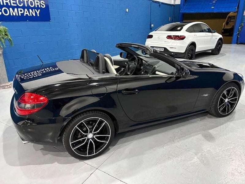 Usado Mercedes SLK200 2LOOK Edition 184 CV (135 kW) 2010 Negro Descapotable